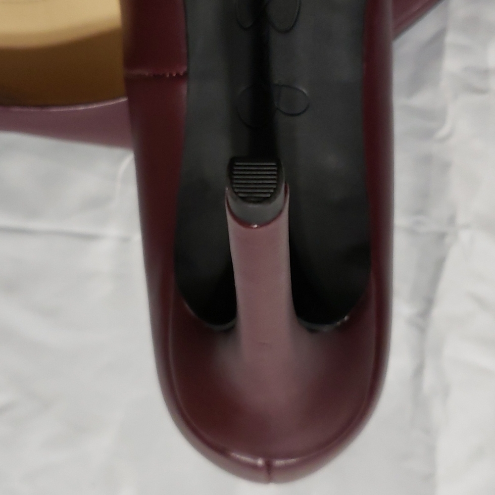Jessica Simpson 8.5 Dark Cranberry Heels 👠